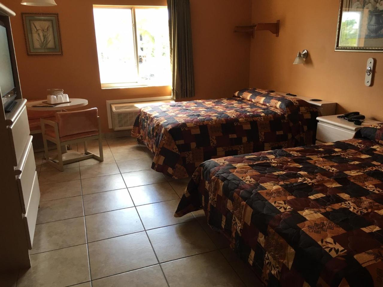Hialeah Motel - Adults Only Miami Dış mekan fotoğraf